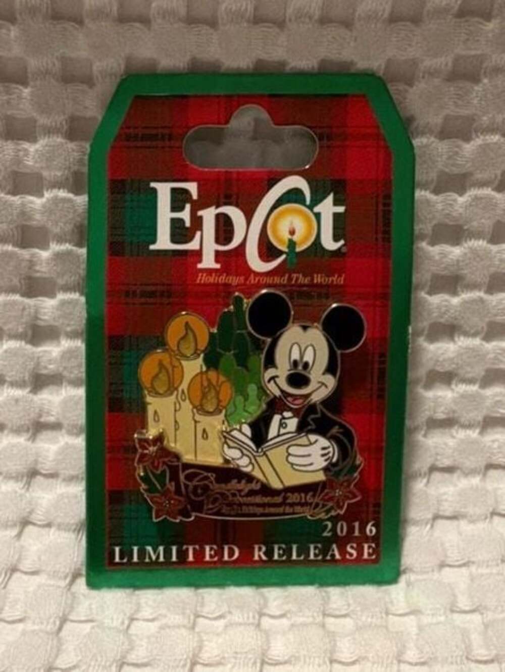 Disney Epcot Holidays Around The World 2016 Candlelight Processional Mickey Pin
